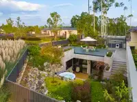 Muxin Number6 Spring Villa 동풍운반도낙원 카누 기지 주변 호텔