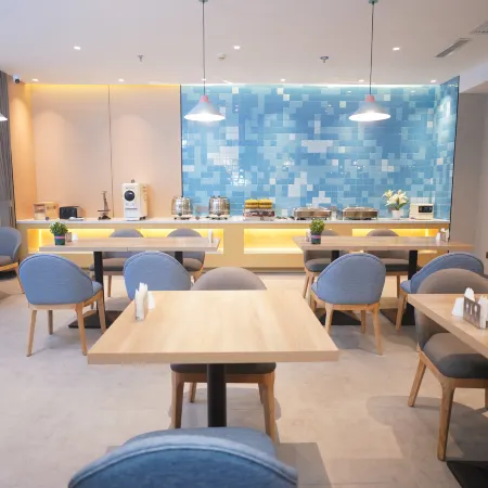 Homeinn · neo (Jinzhong Yuci Yingbin West Street)
