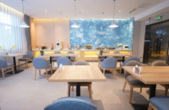 Homeinn · neo (Jinzhong Yuci Yingbin West Street) - Parkplatz