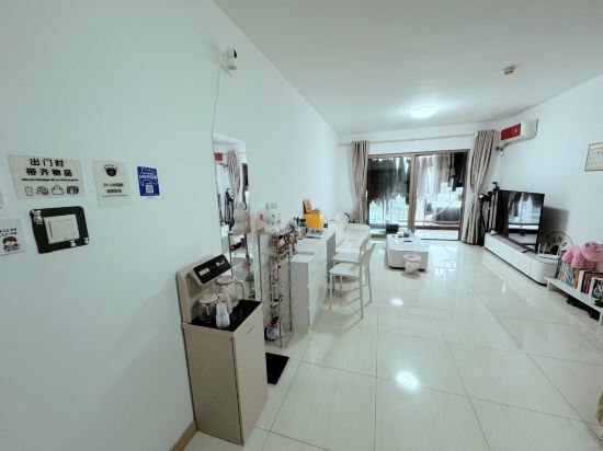 許嘉青年旅舍（黃貝嶺地鐵站京基鳳凰印象店）