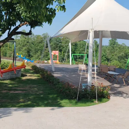 Zigong Banyin Fenglin Homestay