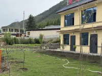 Nanla Renjia Homestay Hotels near Dazong Sacred Lake Scenic Area