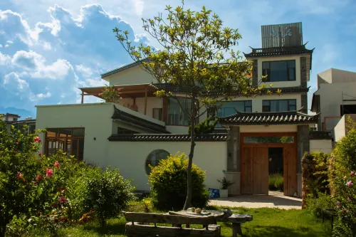 Dali Yuezai Homestay - 2-نجوم