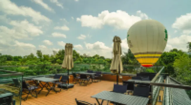 Yixing Xianyinju Private Hot Spring Homestay