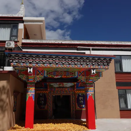 Danba Yushang Ramucuo Homestay