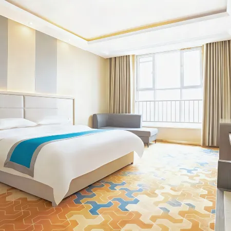 Super 8 Chain Hotel (Minfeng Specialty Commercial Street)