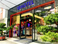18 HOTEL - Pysäköinti
