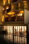 Yuntaishan Sky Courtyard Design Guesthouse