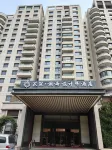 Floral · Lanhai Designer Hotel (Weihai International Bathing Beach Huoju 8th Street Branch) Hotels near International Bathing Beach