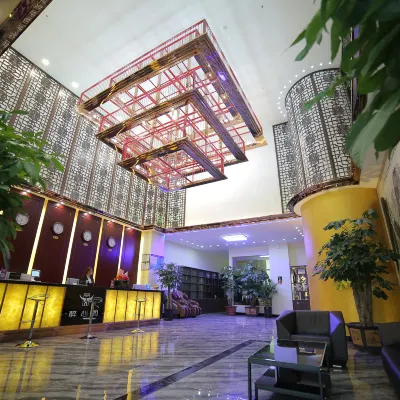 Grand Pavilion Hotel Taizhou (Huangyan Jiali Sunshine Square) Hotels near Jiufeng Park