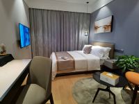 斯莱芭国际酒店公寓 - 北欧时尚大床房