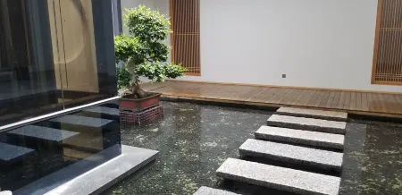 Zhongshan Inside Life Aesthetics Hotel