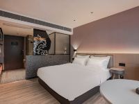 ZMAX HOTELS(贵阳世纪金源购物中心店) - 一张床XL房