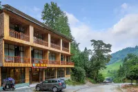 Pusu Yiyaxuan Homestay (Longji Rice Terraces Golden Buddha Peak Observation Deck Branch)