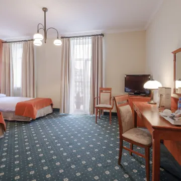 黑特曼酒店 鄰近華沙美人魚的酒店