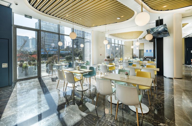 Holiday Inn Express Shanghai Pudong Zhangjiang by IHG photo 2