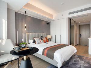 Le8 Chain Hotel (Shenzhen Pingdi Yicheng PARK Wal-Mart Store)