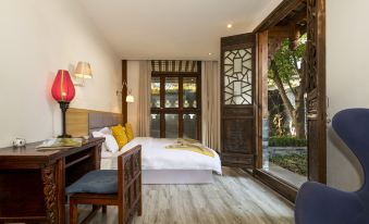 Hidden House Boutique Hotel