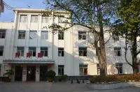 Yunnan Cadre Sanatorium Hôtels à : Anning