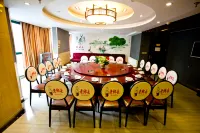 โรงแรมฮอลิเดย์ ซินซื่อไต้ - พร้อมอาหารเช้า