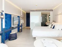 Verso Hua Hin - a Veranda Collection Отели рядом с достопримечательностью «Статуя Будды»