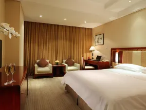 Capital Hotel（the Forbidden City，Tiananmen）
