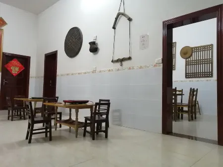 Bajiaozhai Farmhouse Отели в г. Цзиюань