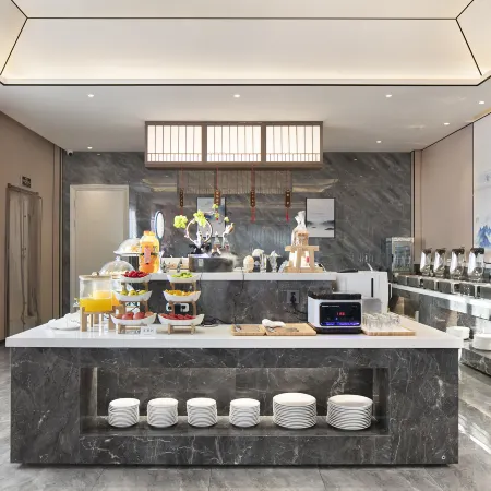 Moshang Qingju Hotel (Xinyang Huaibin West Asia Meiyue Plaza County Government Store)
