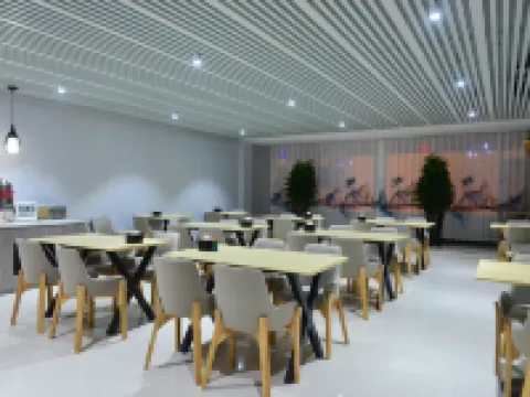 Jinzhou Pinhotel (Wanda Plaza) Hotels in Jinzhou