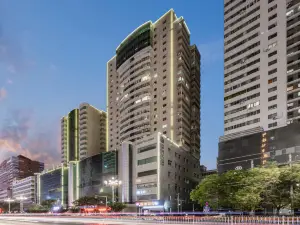 Gansu Soluxe Grand Hotel (Zhangyelou Pedestrian Street Zhongshan Bridge)