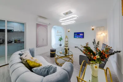 Bailuhai Apartment (Qingdao May Fourth Square Qingdao University Branch) Hotel in zona Qingdao University Gymnasium