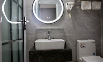 Hebi Xianmin Harmony Hotel