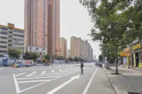 Lanzhou Yuet Pavilion Hotel