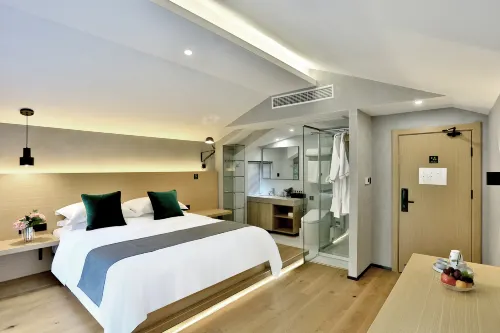 Lianqingge Homestay - Inns
