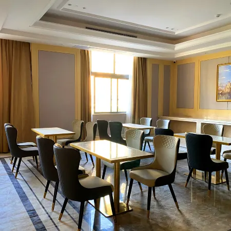Vienna Hotel (Pingguo City Center)