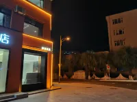 jane art hotel - Parkplatz