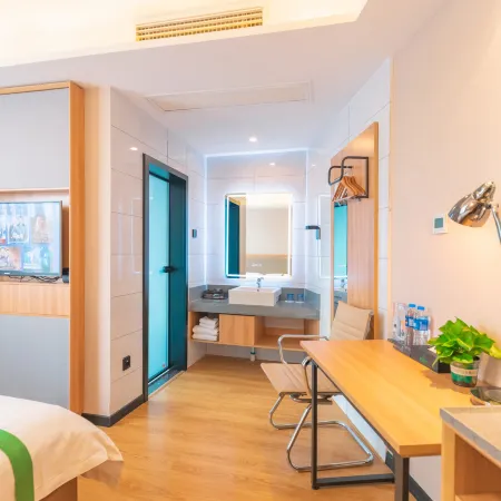 GreenTree Inn Hubei Huanggang Hong An Wal-Mart Plaza Business Hotel