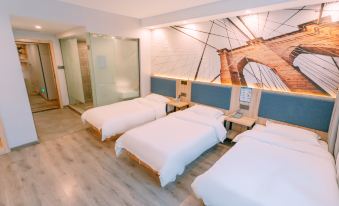 Qingmu Hotel (Nanjing Provincial People's Hospital Shanghai Road Subway Station Branch)