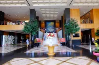 Diamond Plaza Hotel Suratthani Hotel dekat Wat Phra Yok