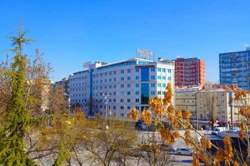 NEW PARK HOTEL