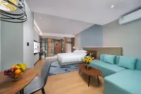 UFUN Light Hotel (Yulin International Convention and Exhibition Center Yuntian Cultural City)