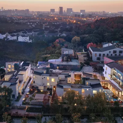 Blossom House Suzhou shushan Hotels near Ever-joy Hot Spring