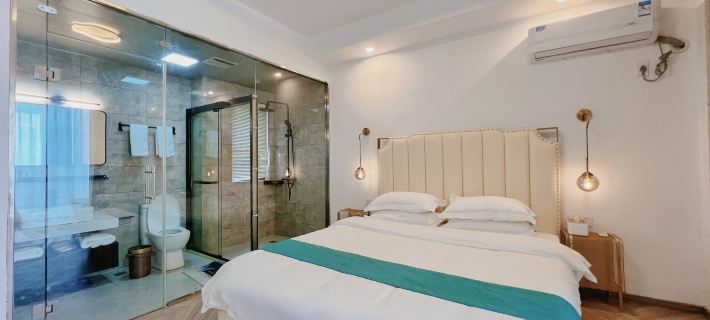 Royi Homestay Hotels in Deqing