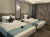 Xana Hotelle Hotel (Shangrao Yanshan Hekou Ancient Town)