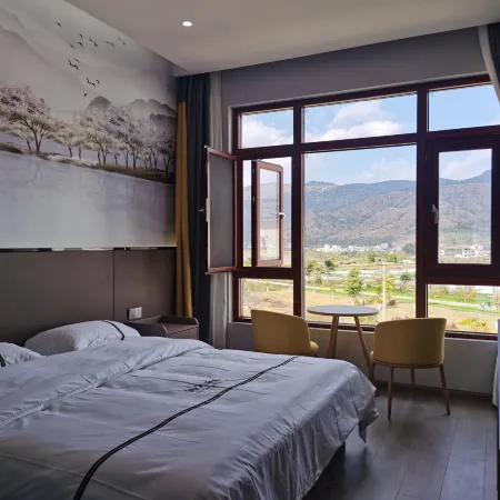 Shiping Hongrun Homestay (Baxin Town)