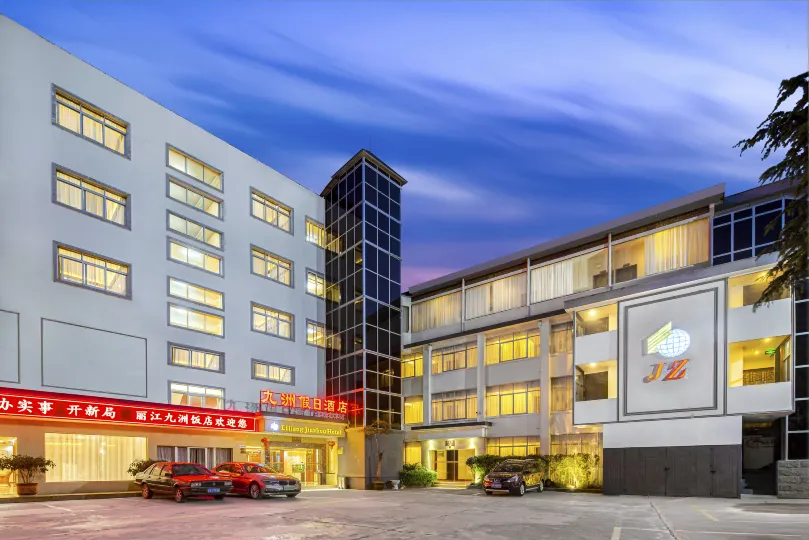 Jiuzhou Hotel（Lijiang waterwheel store）