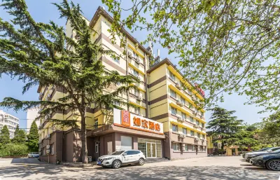 Homeinn Hotel (Qingdao Long-Distance Bus Terminal Hangzhou Road) Hotel a Qingdao