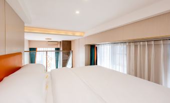 Stars Station Hotel