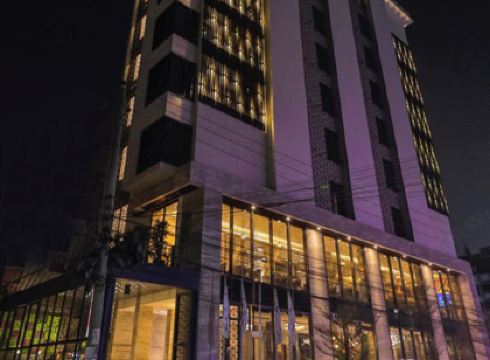 Best Western PLUS Runway