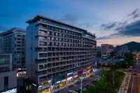 Hanting Hotel (Hangzhou Zhuantang Academy of Fine Arts Xiangshan Metro Station) Hotels near Songhexi Street